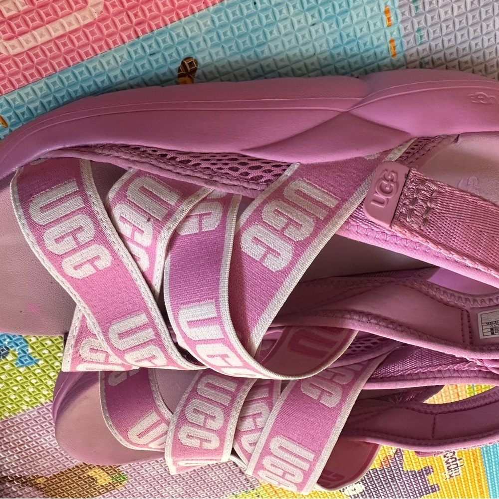 ugg la cloud sandals Pink Wildflowers Logo - Picture 2 of 9